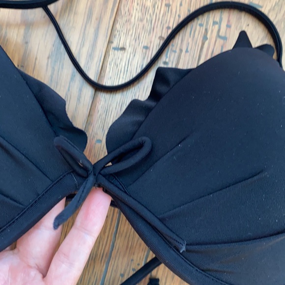 Victoria’s Secret Bikini Top - Picture 4 of 4